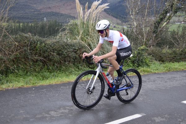 Foto Aiarako Bira 2025